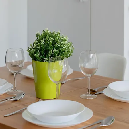 Unique And Spacious With Air Conditioning By Renters 아파트 슈체친