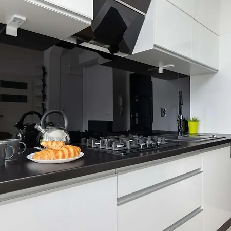 Unique And Spacious With Air Conditioning By Renters *